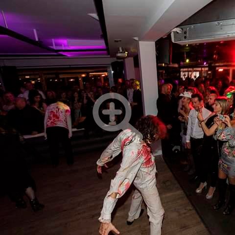 Grupo de baile tributo a Michael Jackson