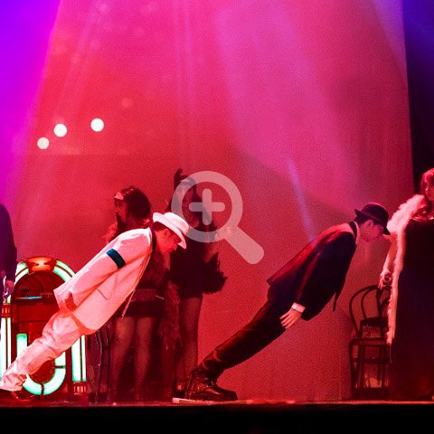 Grupo de baile tributo a Michael Jackson