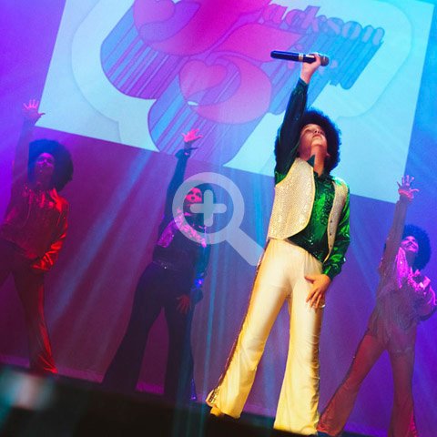 Grupo de baile tributo a Michael Jackson