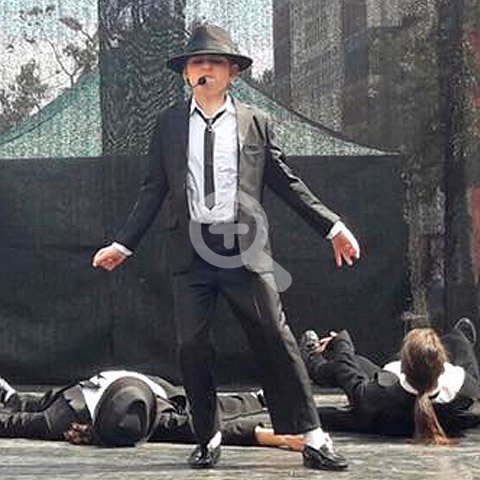Grupo de baile tributo a Michael Jackson